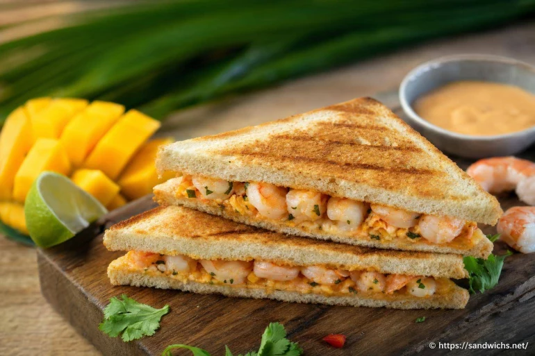 Sandwich pain grillé aux crevettes : une recette exotique