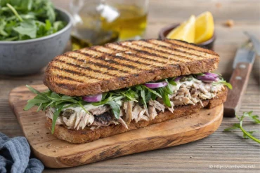 Sandwich pain grillé au maquereau : une recette marine savoureuse