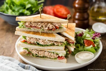 Club sandwich maquereau : une recette originale et savoureuse