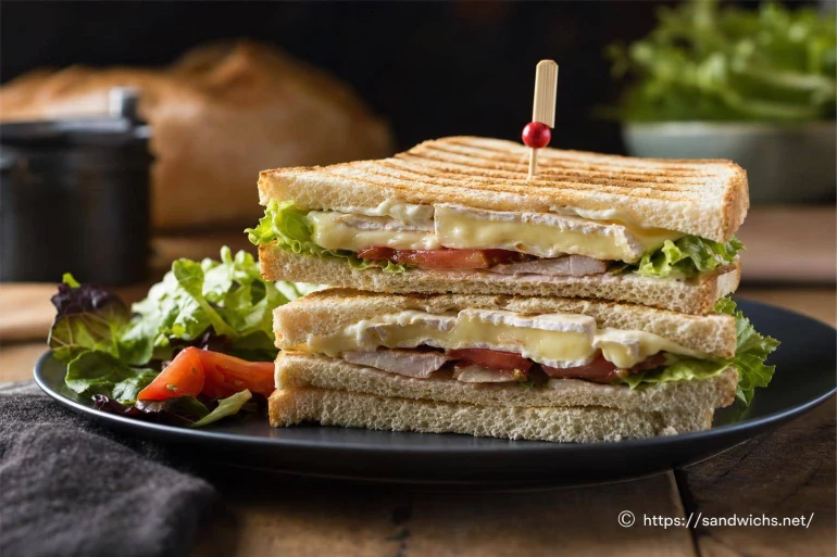 Club sandwich brie : une recette facile et gourmande